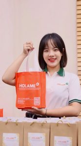 Hạnh Lici là ai?