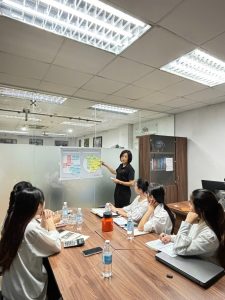 Hồng Minh là ai
